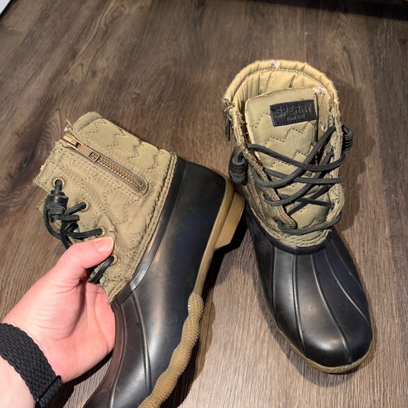 Sperry Black and Olive Winter Boots - Picture 6 of 7